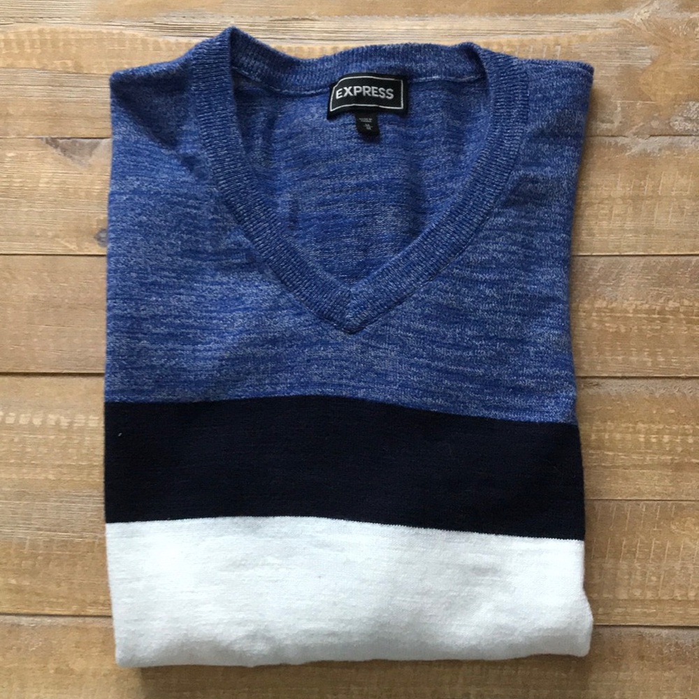 Men’s Express sweater